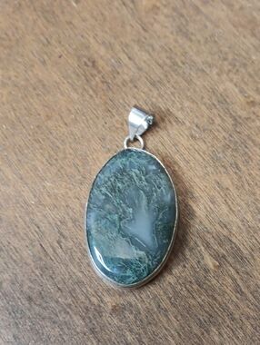 Green Moss Agate Oval Pendant Necklace - Unknown Brand
